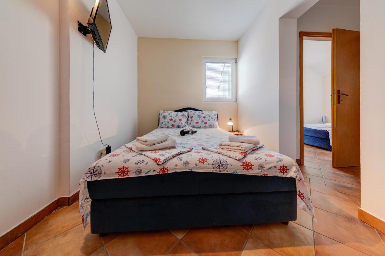 Sunny Grapes Apartments بودفا الغرفة الصورة