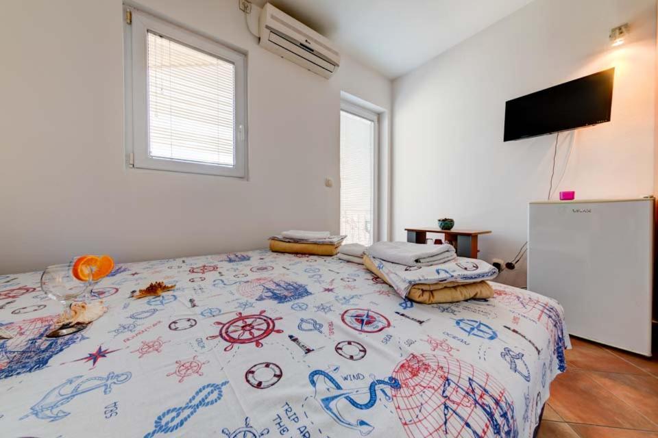 Sunny Grapes Apartments بودفا الغرفة الصورة