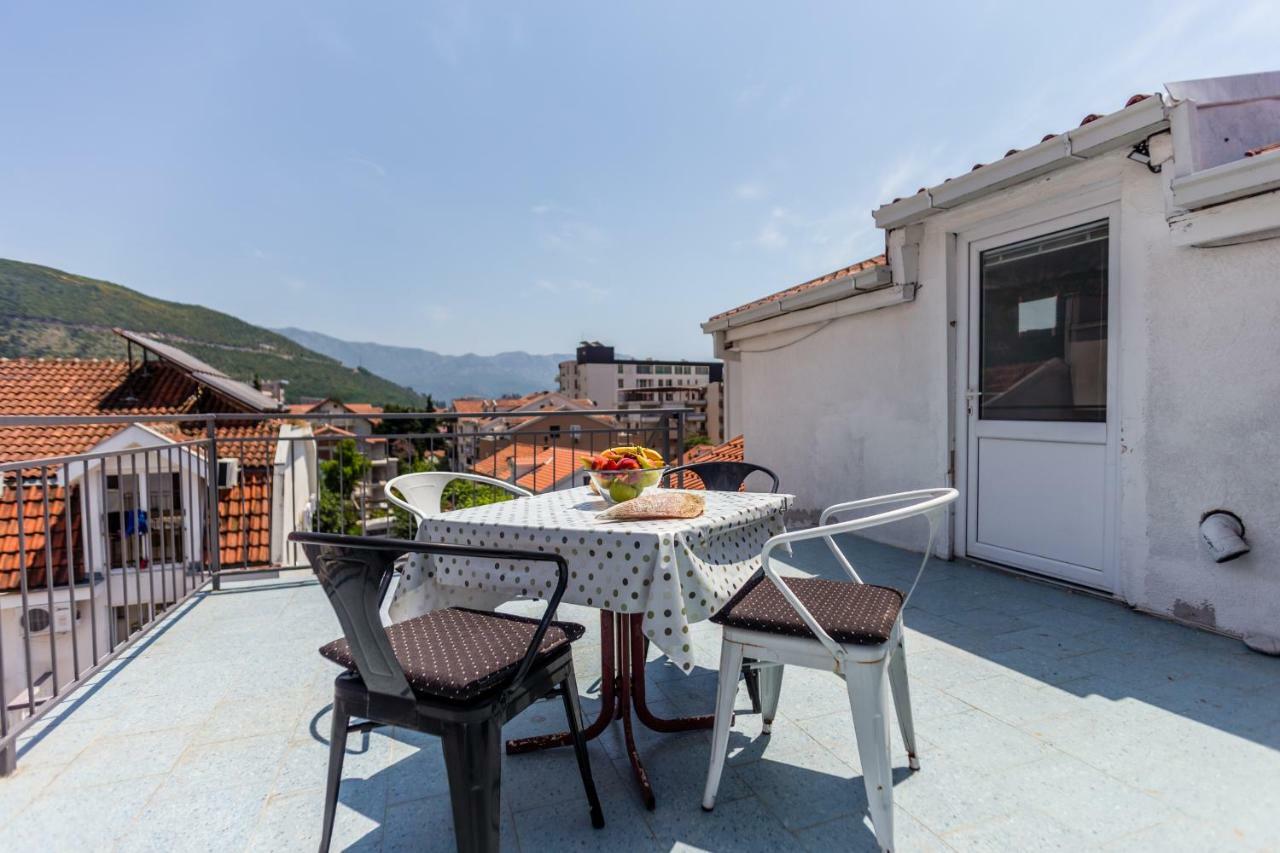 Sunny Grapes Apartments بودفا المظهر الخارجي الصورة