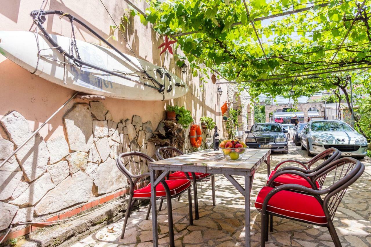 Sunny Grapes Apartments بودفا المظهر الخارجي الصورة